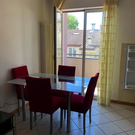 Apartament Pm 3 Via Massimiliano Grazia *